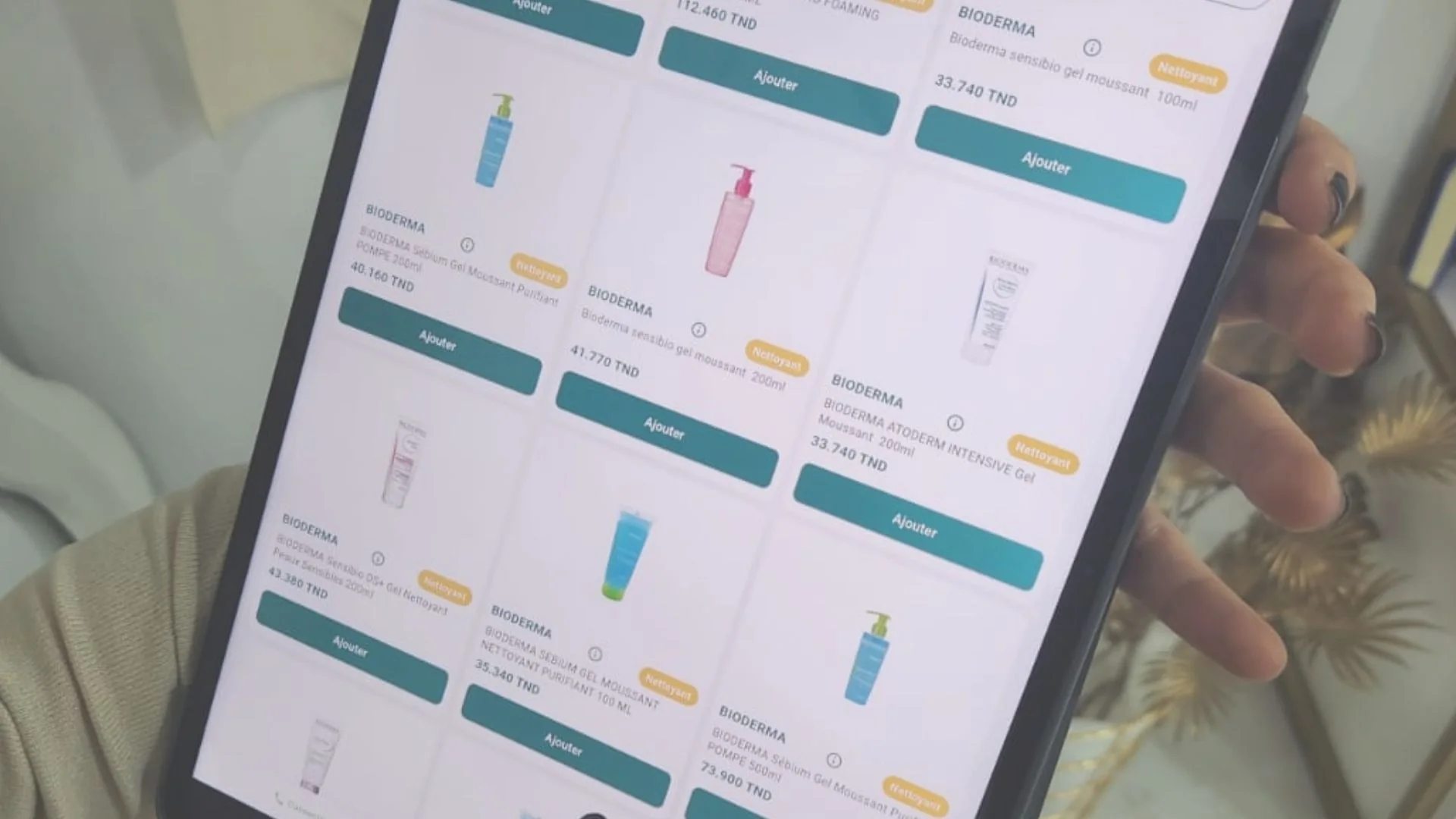 Catalogue produits Bioderma digitalisé dans Atena, avec photo, prix et filtres